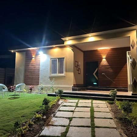 Hidden Garden Farmhouse Hotel Pargi Екстериор снимка